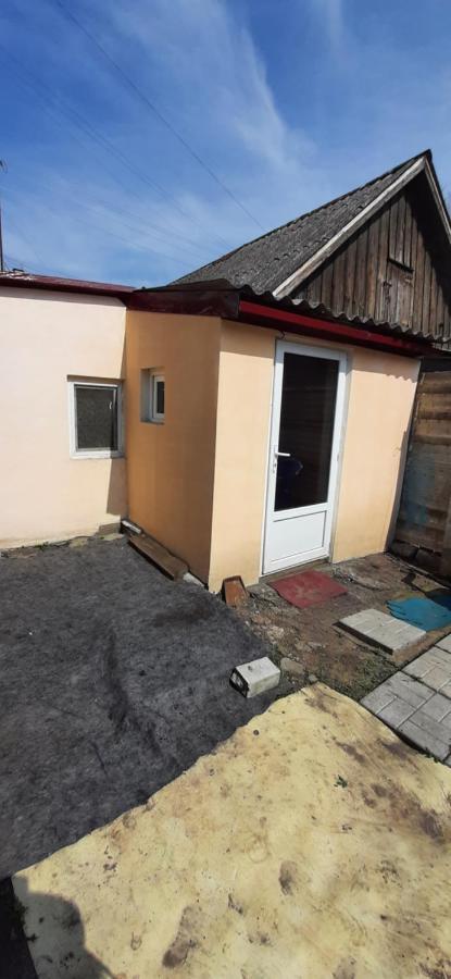 Частный Дом, Отдельный Вход И Двор Apartment Cherkasy Luaran gambar