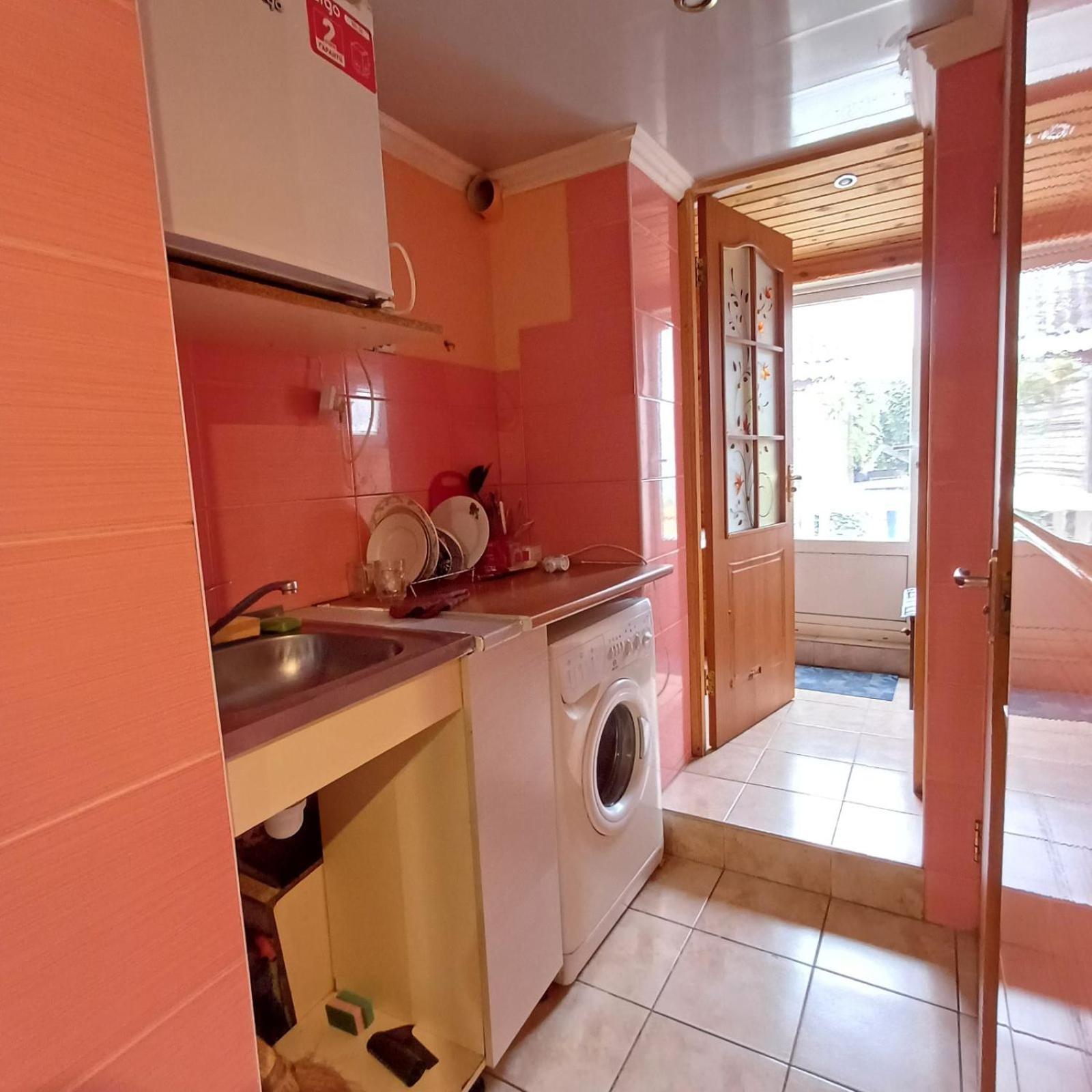Частный Дом, Отдельный Вход И Двор Apartment Cherkasy Luaran gambar