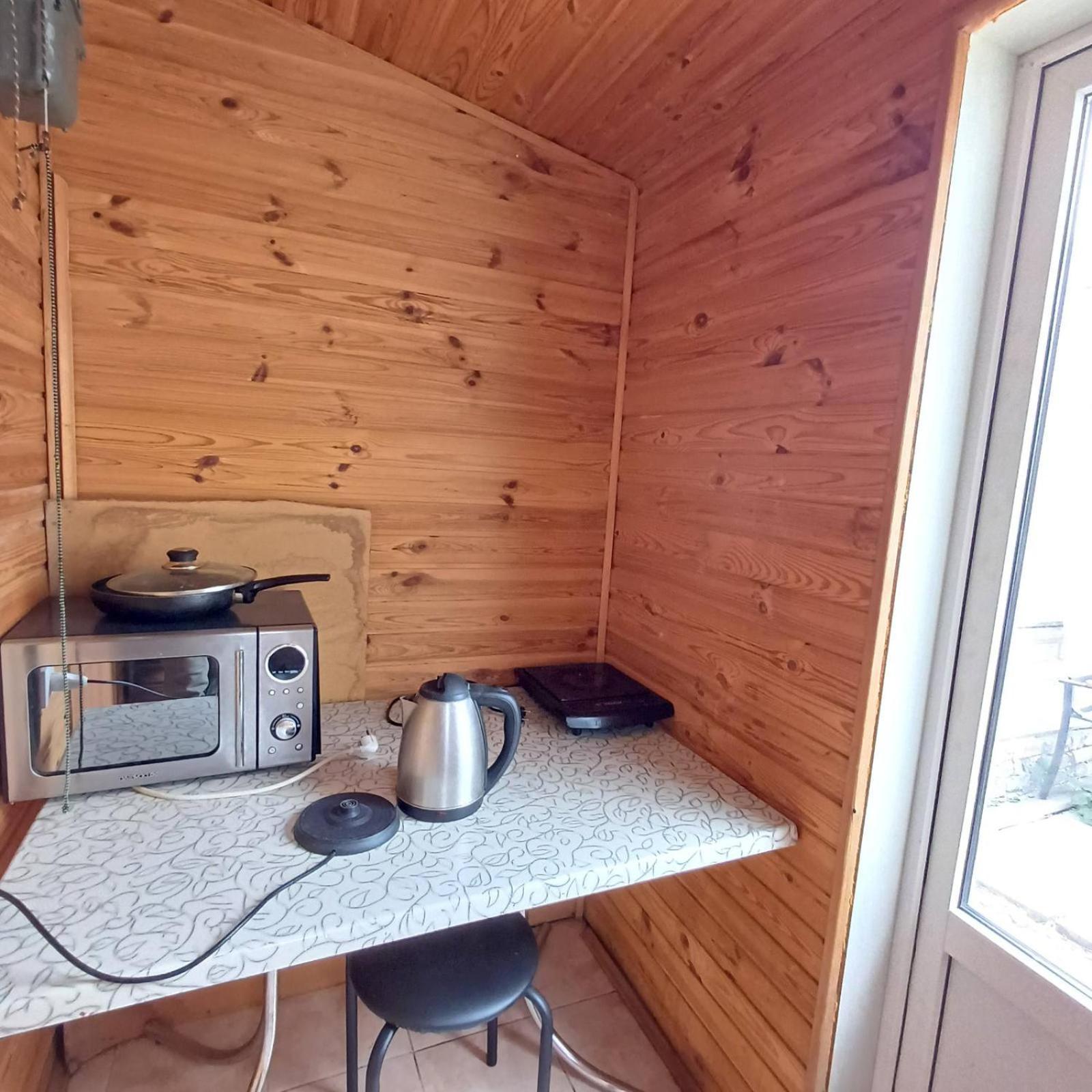 Частный Дом, Отдельный Вход И Двор Apartment Cherkasy Luaran gambar